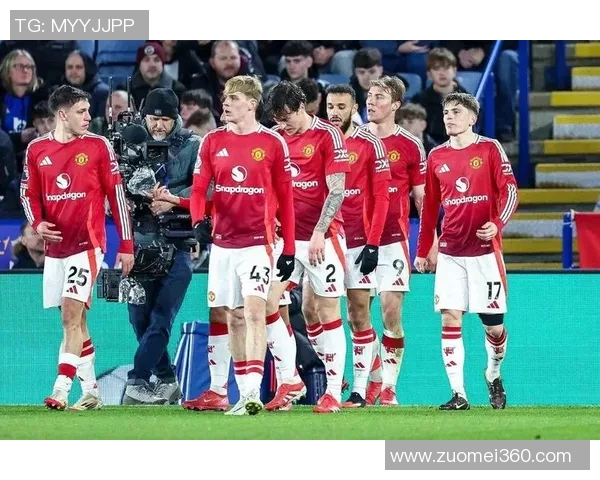 意甲盛宴：曼联狂胜多特蒙德五球大捷全场沸腾精彩集锦回顾